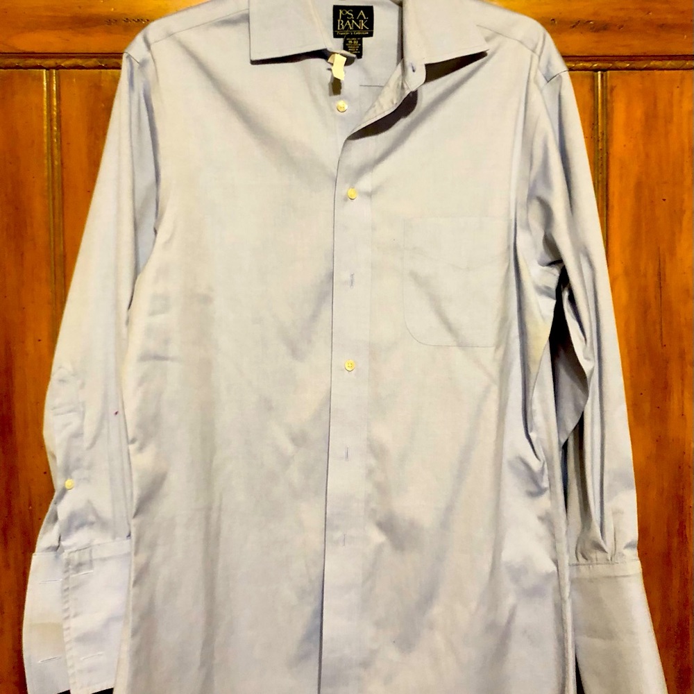 Men’s Dress Shirt, Size 15/32. Gently Worn. Smoke-free environment.